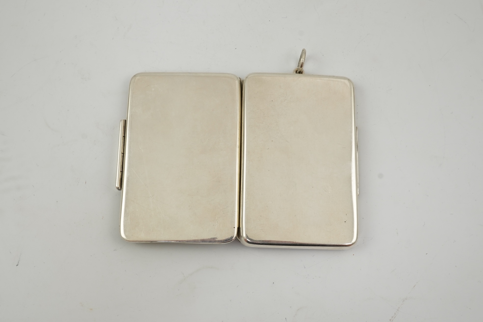 A George V patent silver 'Nomismatikos' coin purse, by William Edward Hurcomb, retailed by Lund, Cornhill